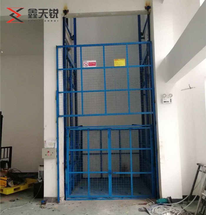 鹤壁导轨式升降货梯